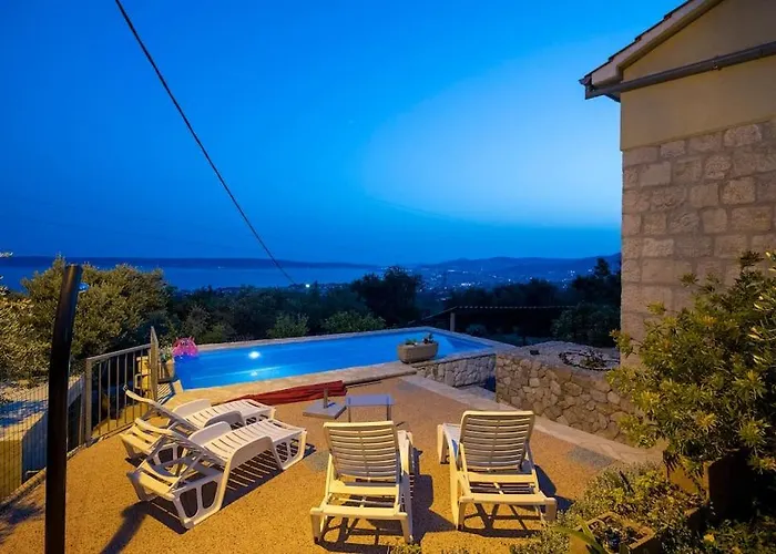 Hill Pool House * Kaštela
